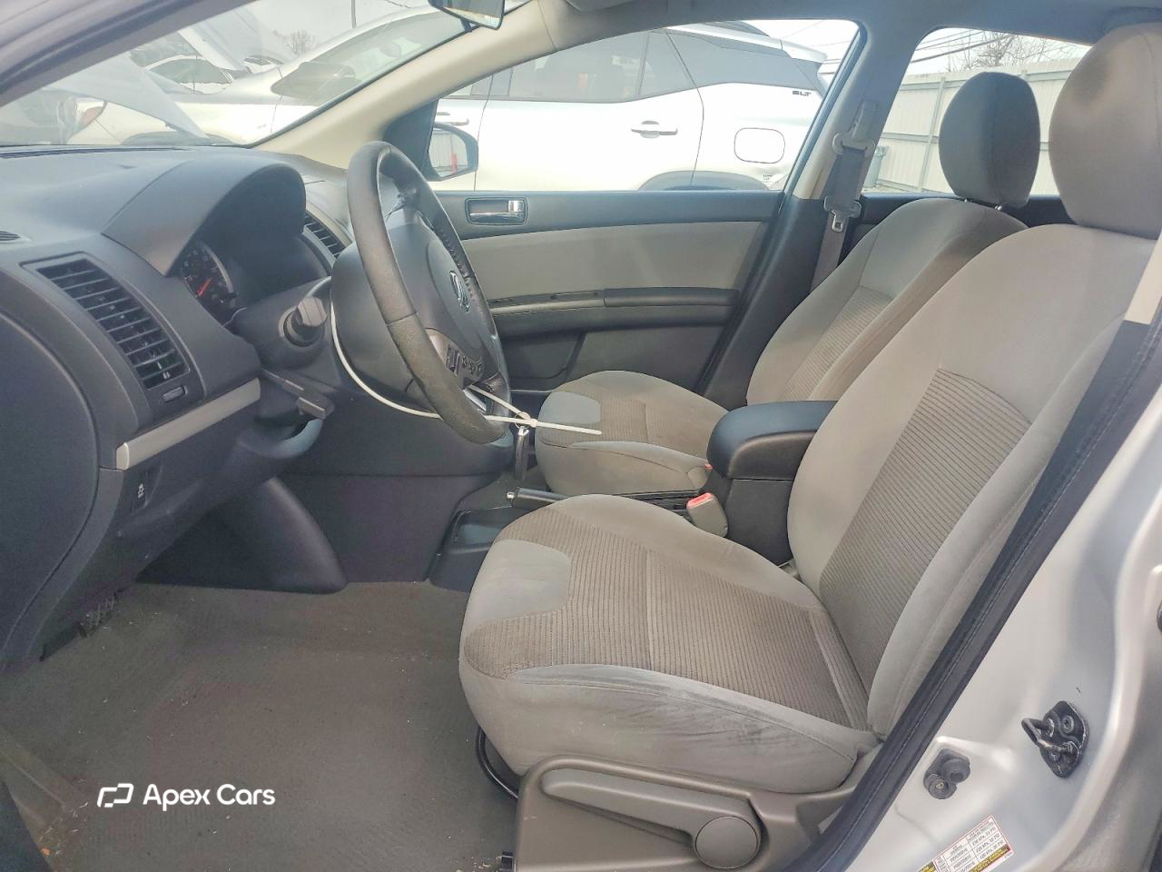 Nissan Sentra 2012