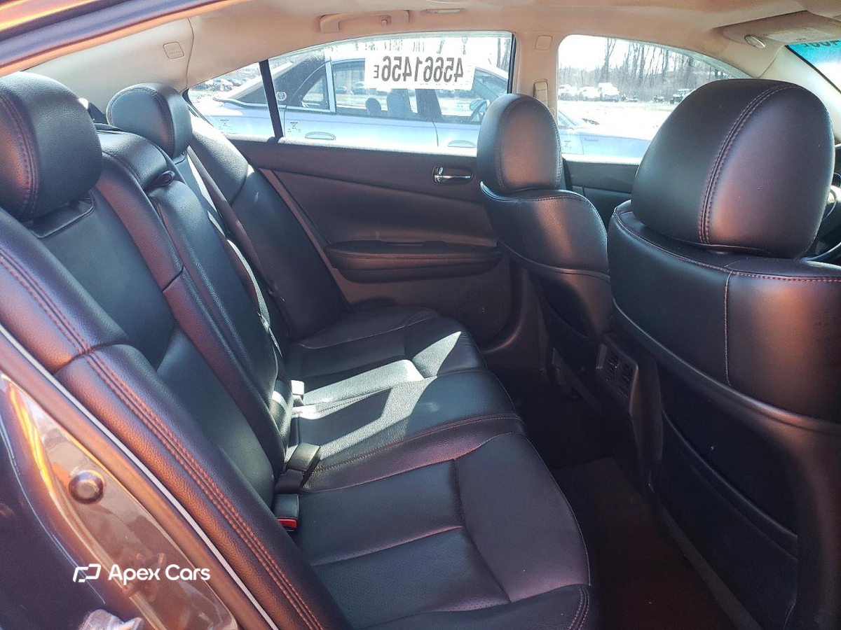 Nissan Maxima 2013