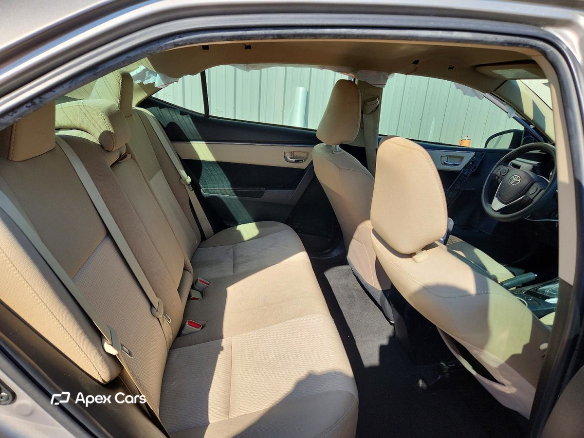 Toyota Corolla 2015