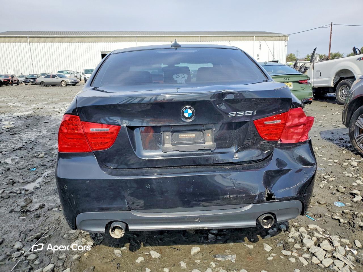 BMW Series 3 2011