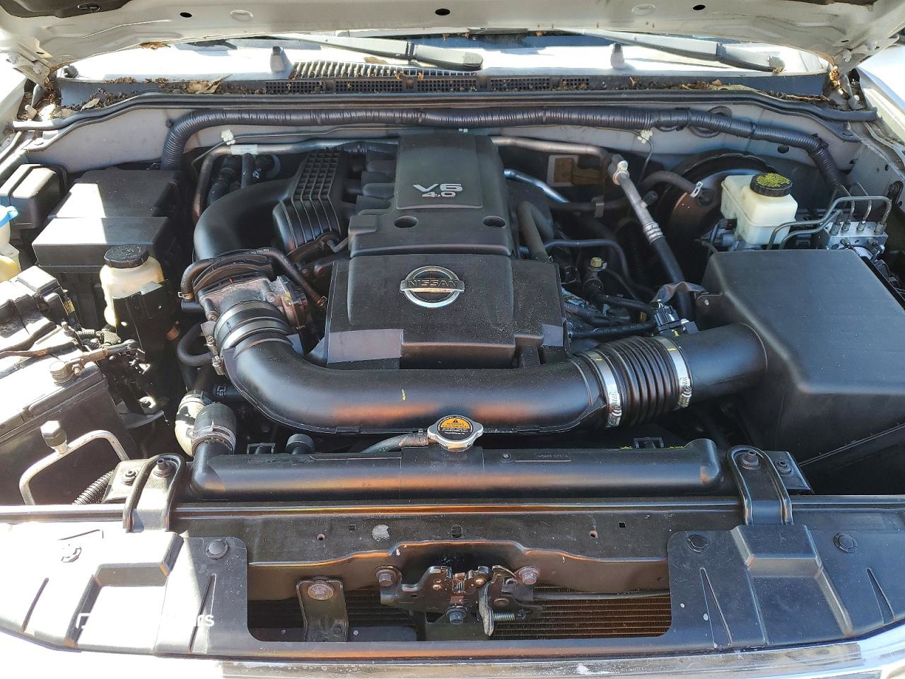 Navara (Frontier) 2016
