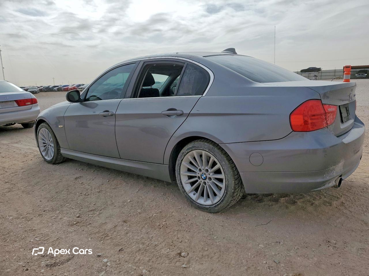 BMW Series 3 2011