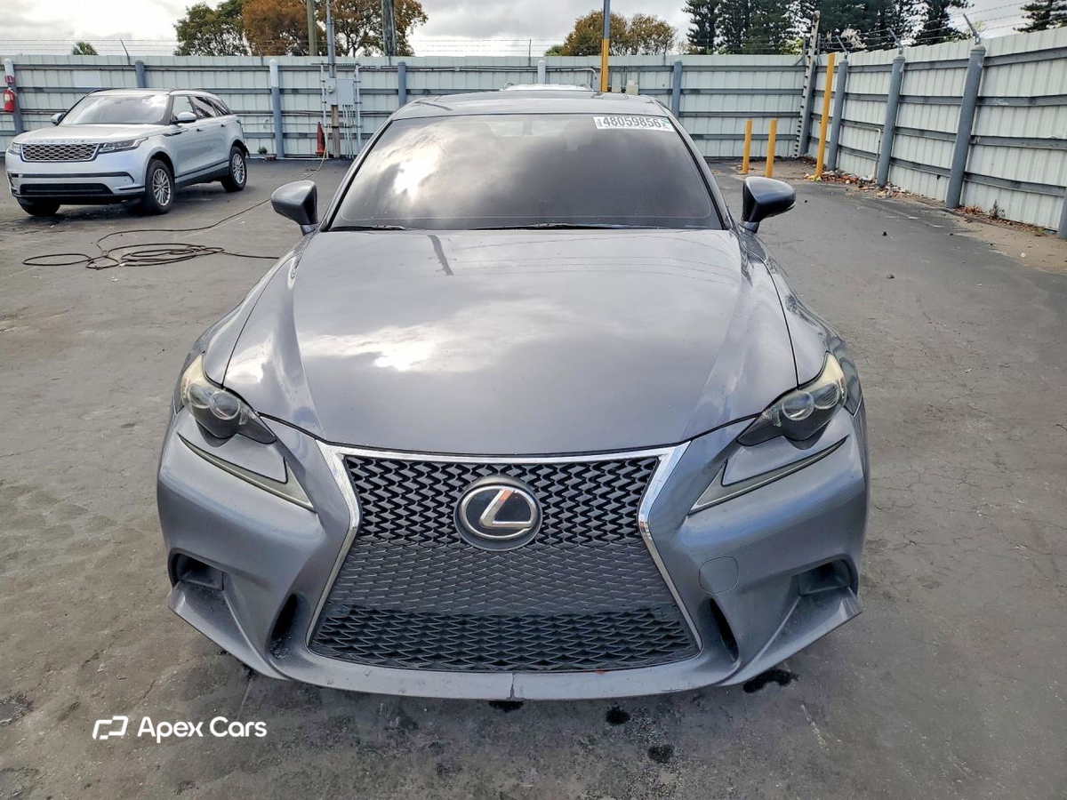 Lexus IS 2015