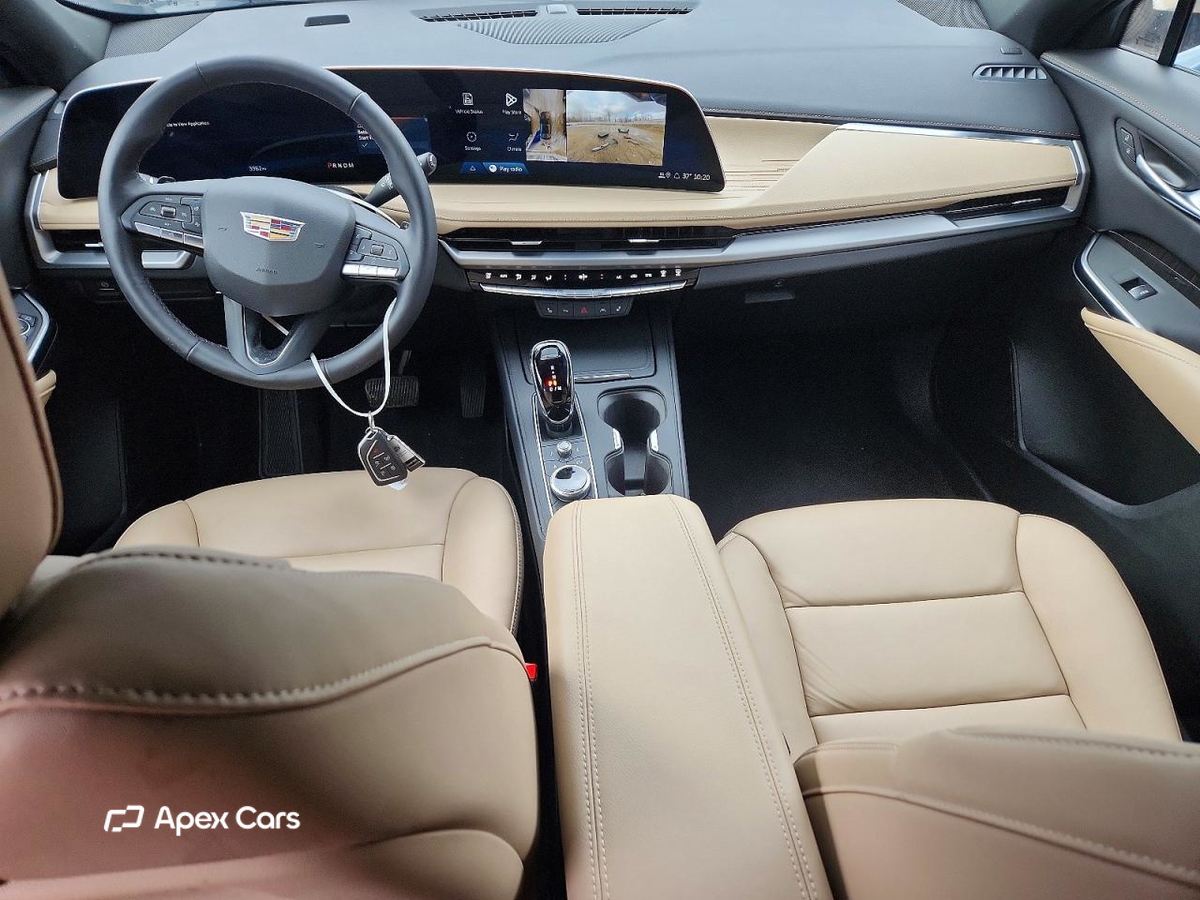 Cadillac XT4 2025
