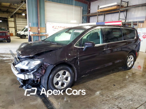 Chrysler Pacifica 2017 - Zdjęcie 1 z 13