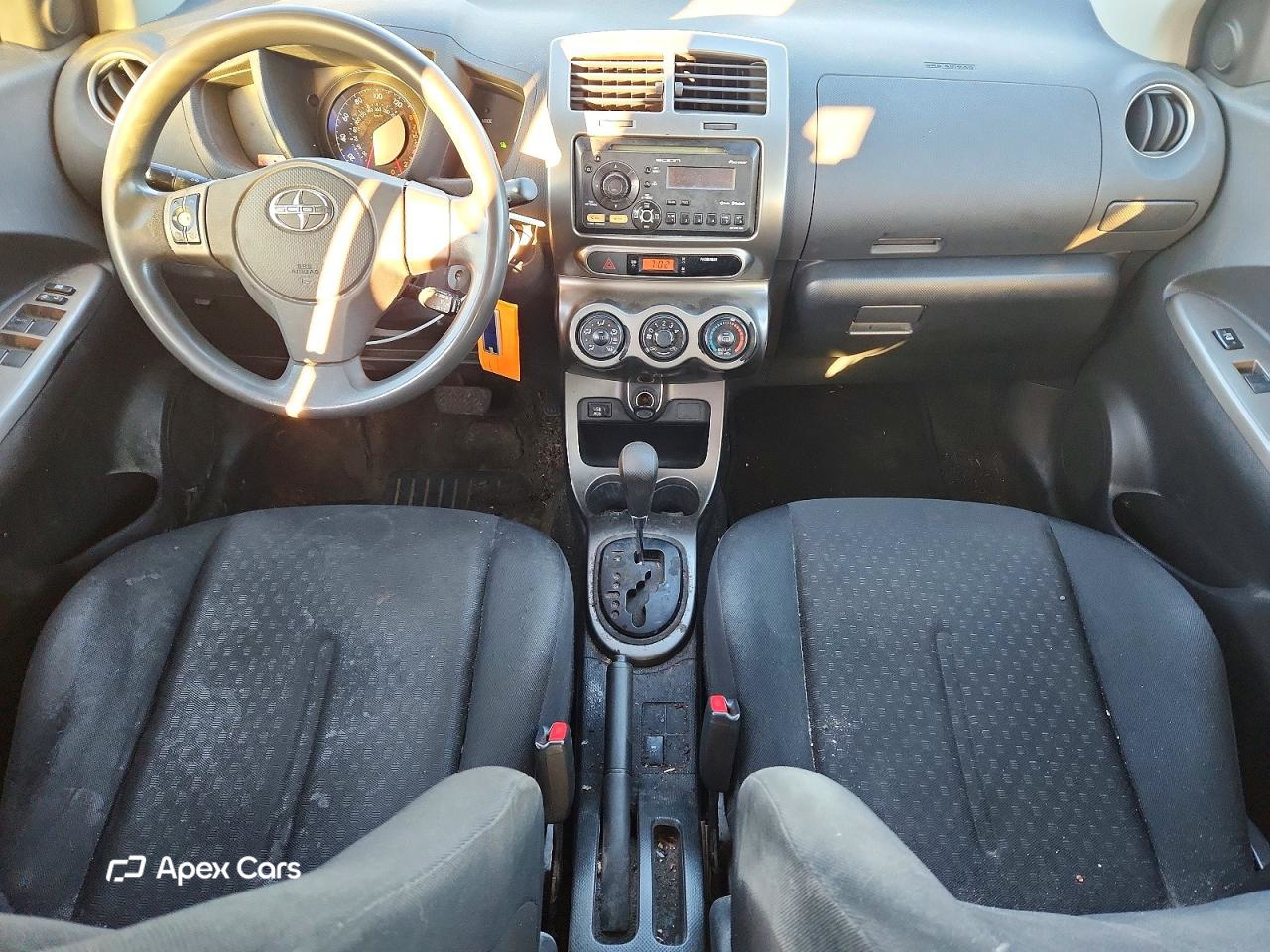 Scion xD 2012