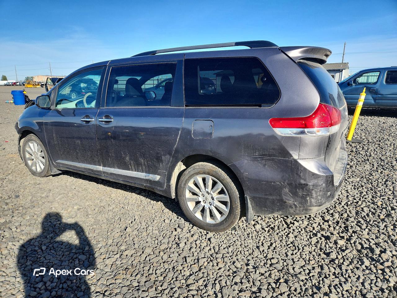 Toyota Sienna 2011