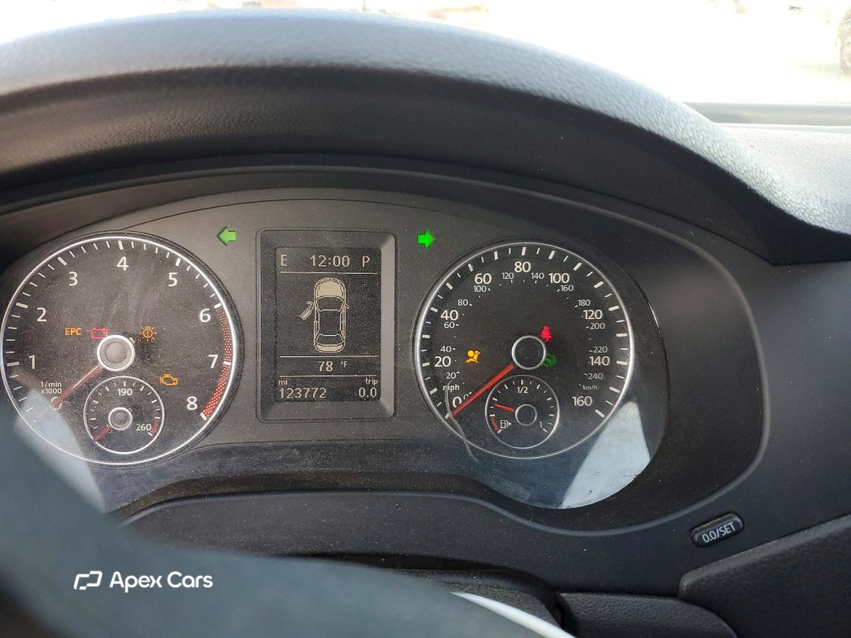Volkswagen Jetta 2013