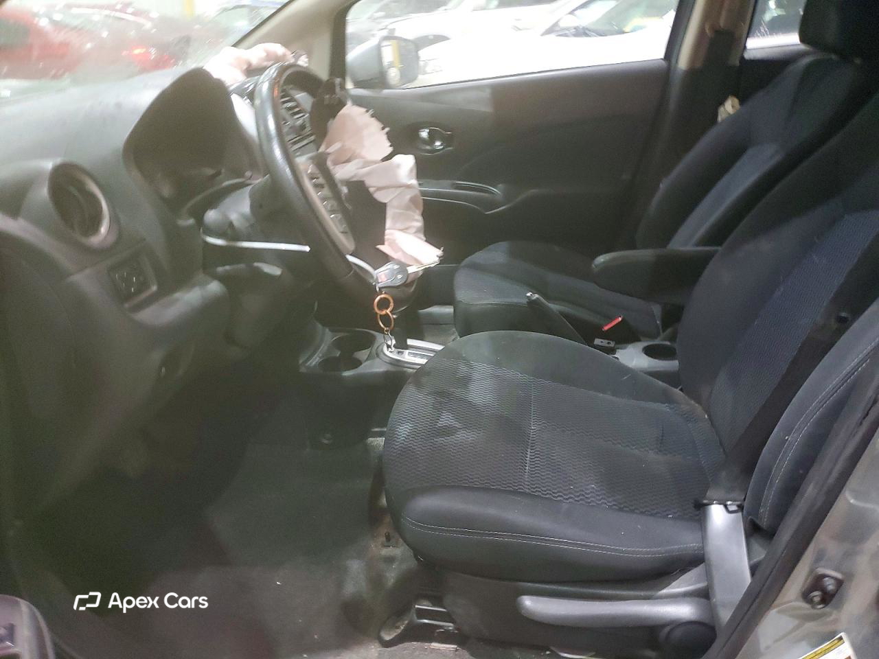 Nissan Versa 2015