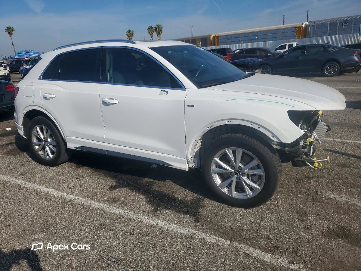 Audi Q3 2021