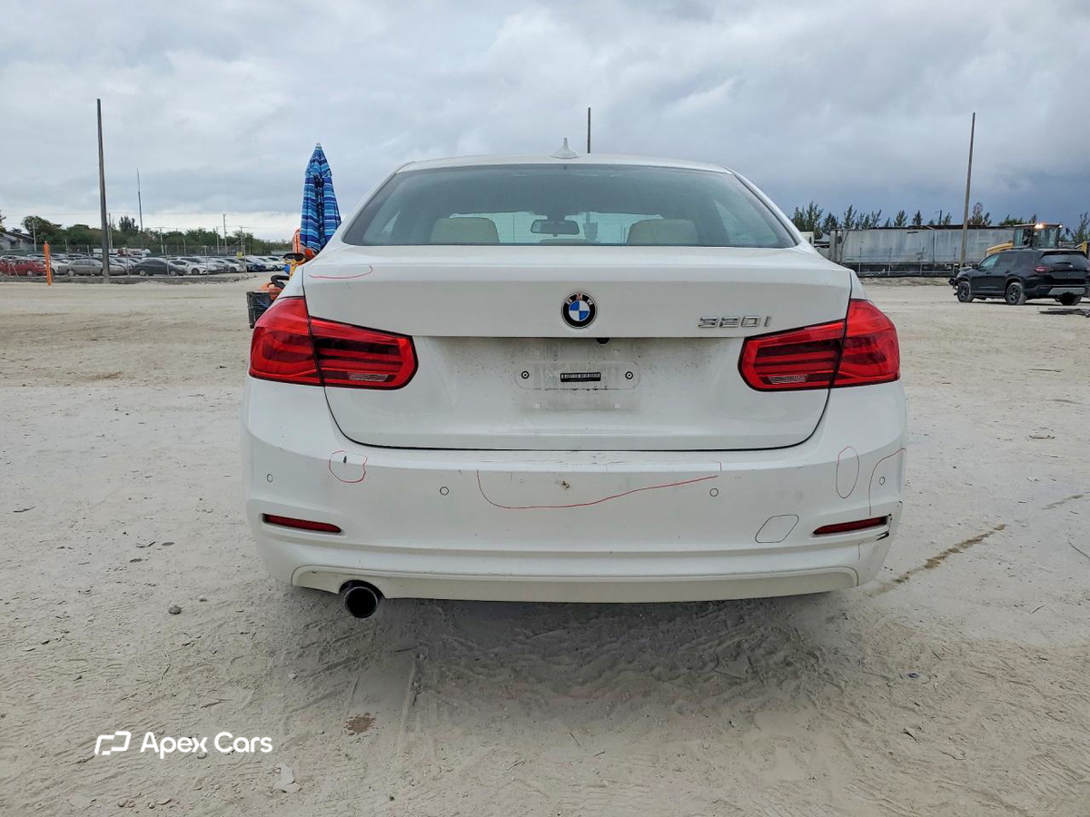 BMW Series 3 2017