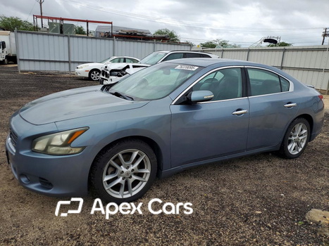 Maxima 2011 - Image 1 of 12