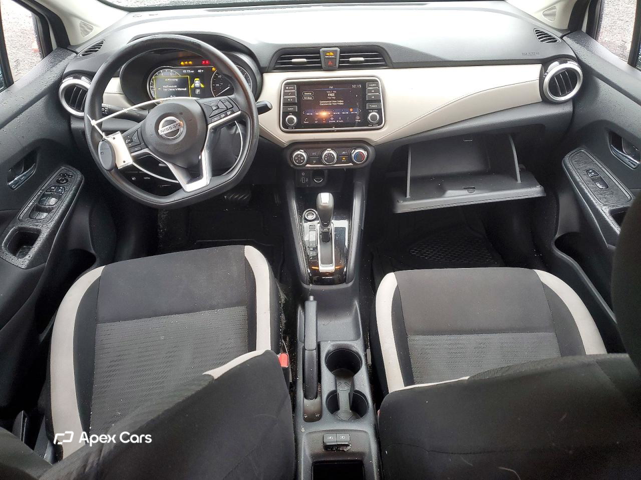 Nissan Versa 2021