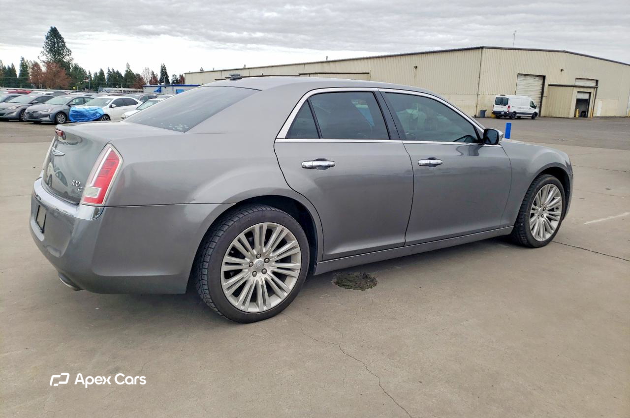 Chrysler 300 2011