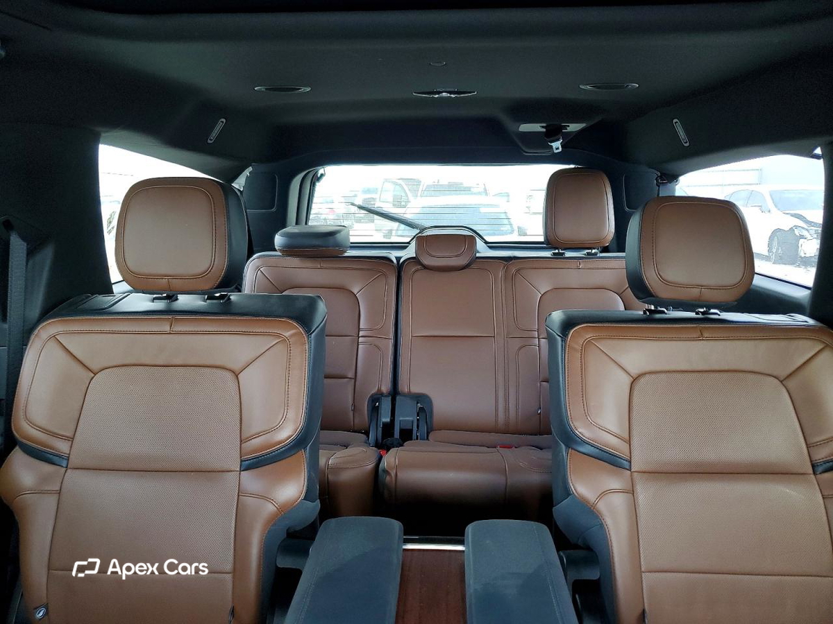 Lincoln Navigator 2024