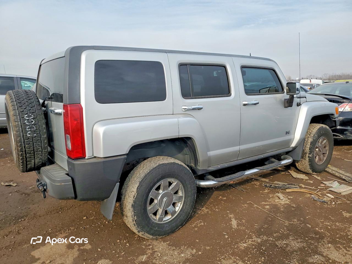Hummer H3 2010