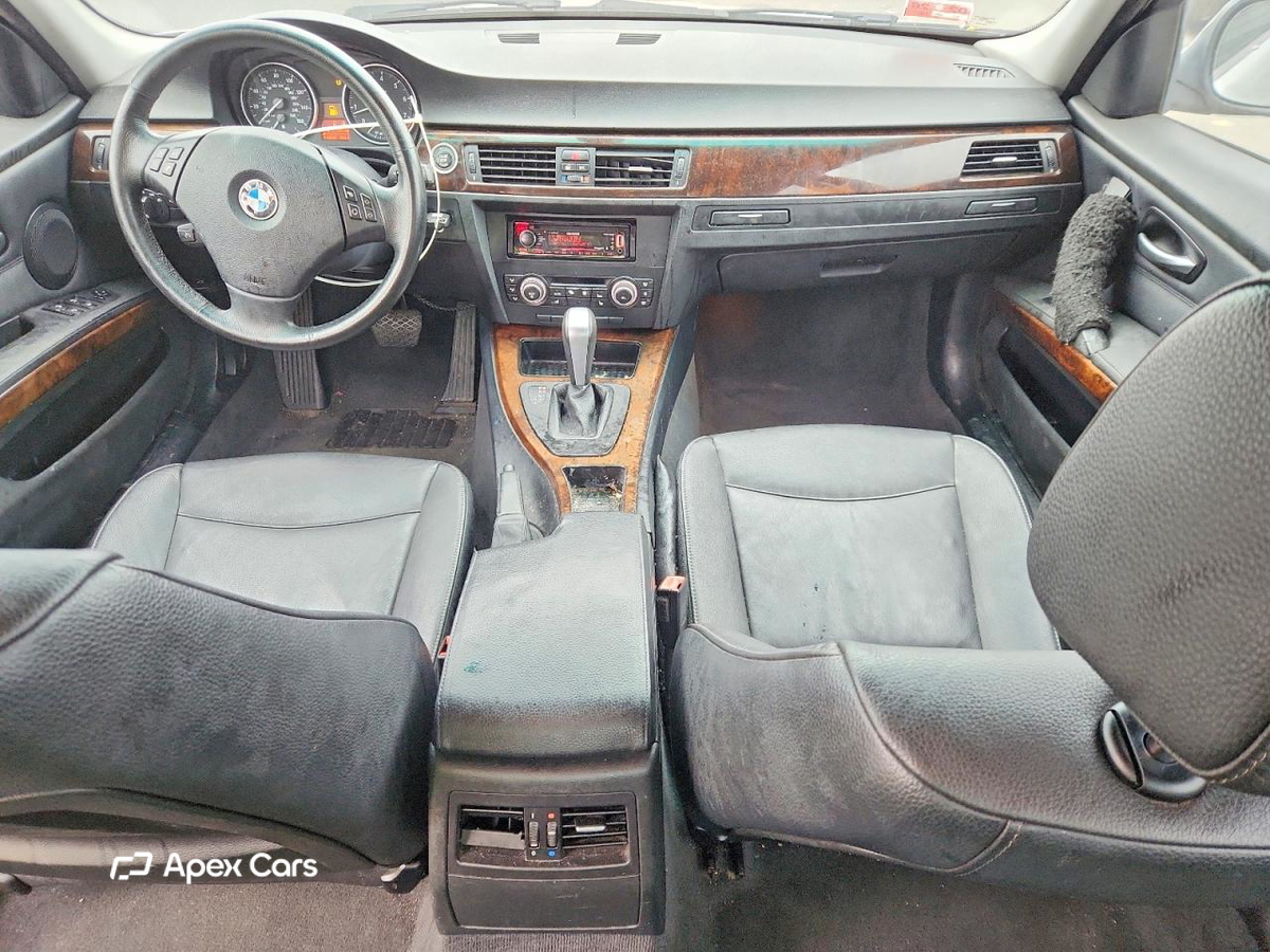BMW Series 3 2010