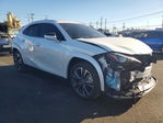 Lexus UX 2025