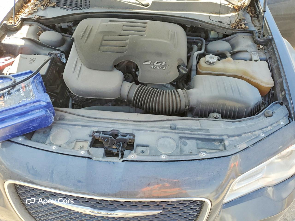 Chrysler 300 2016