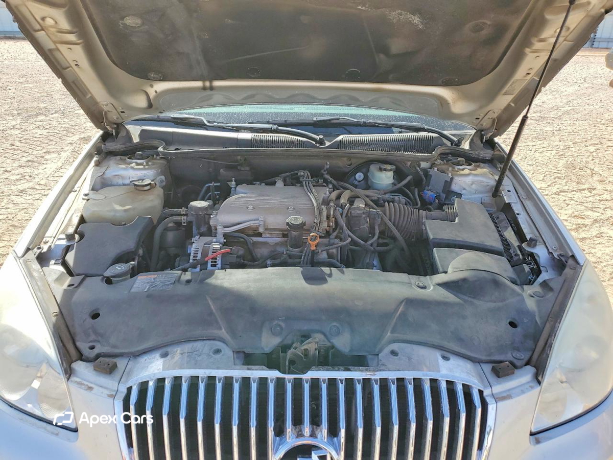 Buick Lucerne 2011