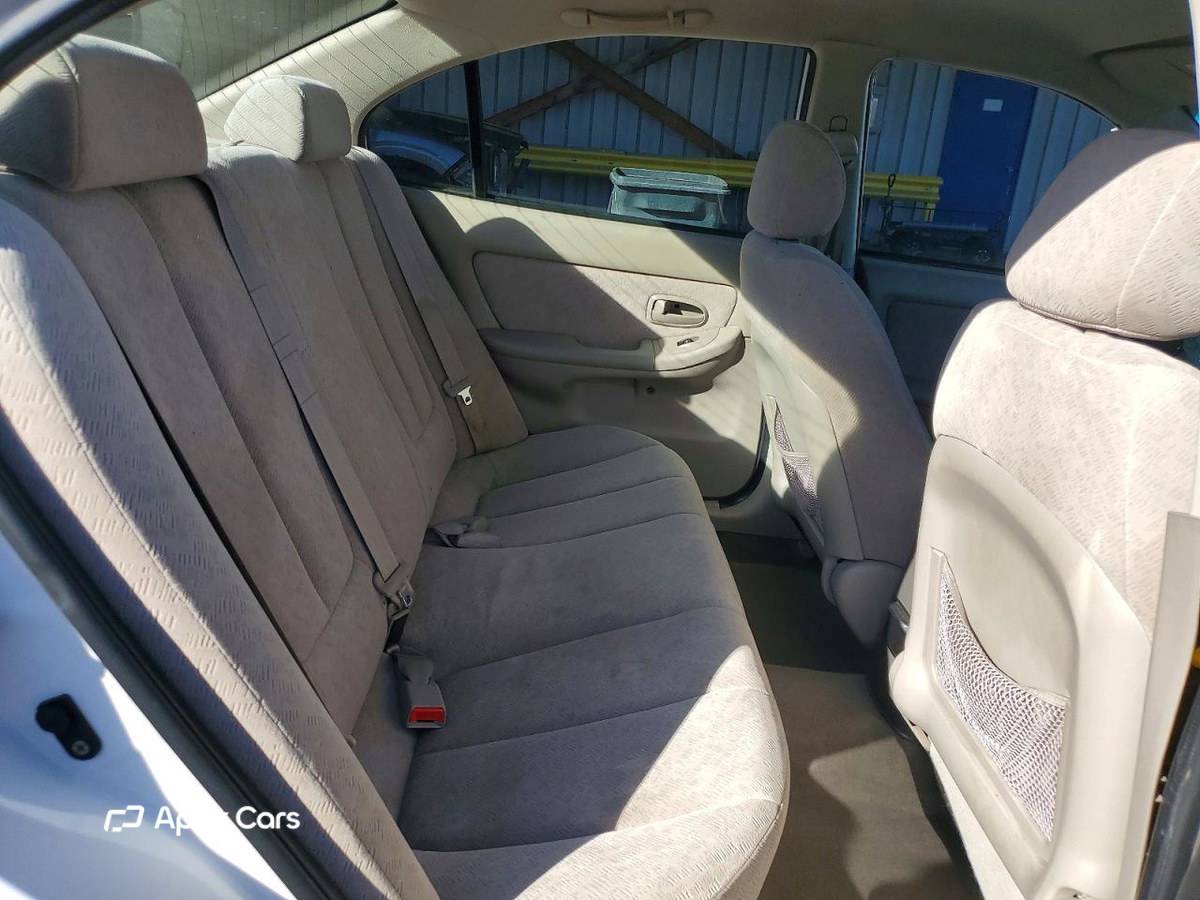 Hyundai Elantra 2004