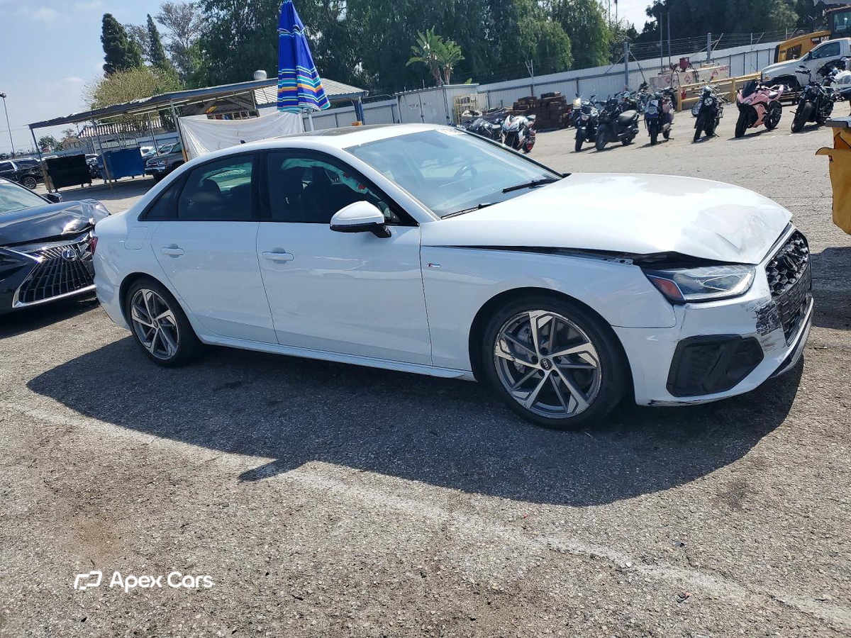 Audi A4 2021