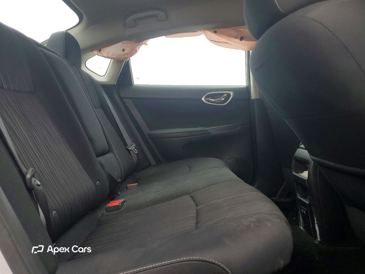 Nissan Sentra 2018