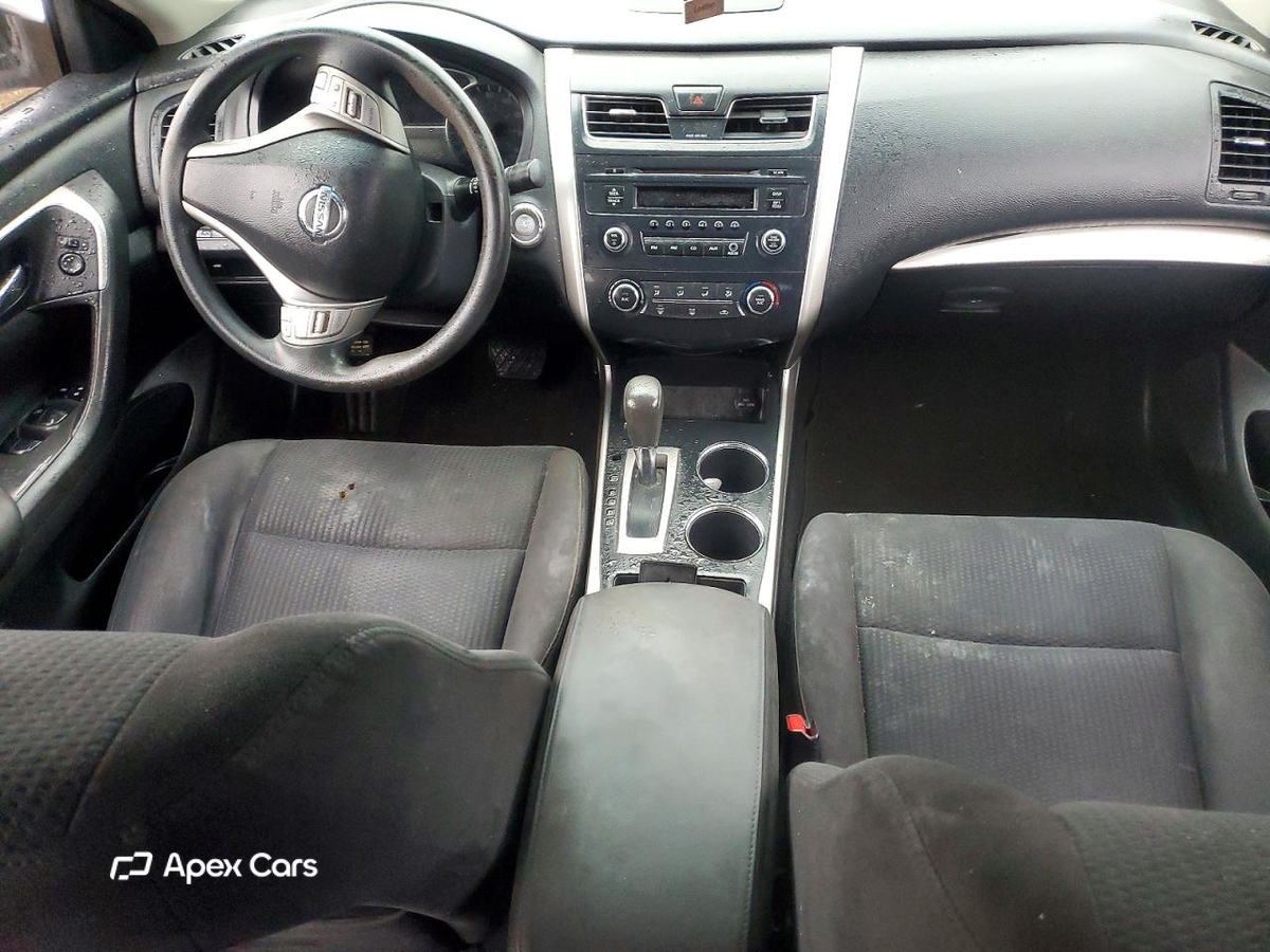 Nissan Altima 2015