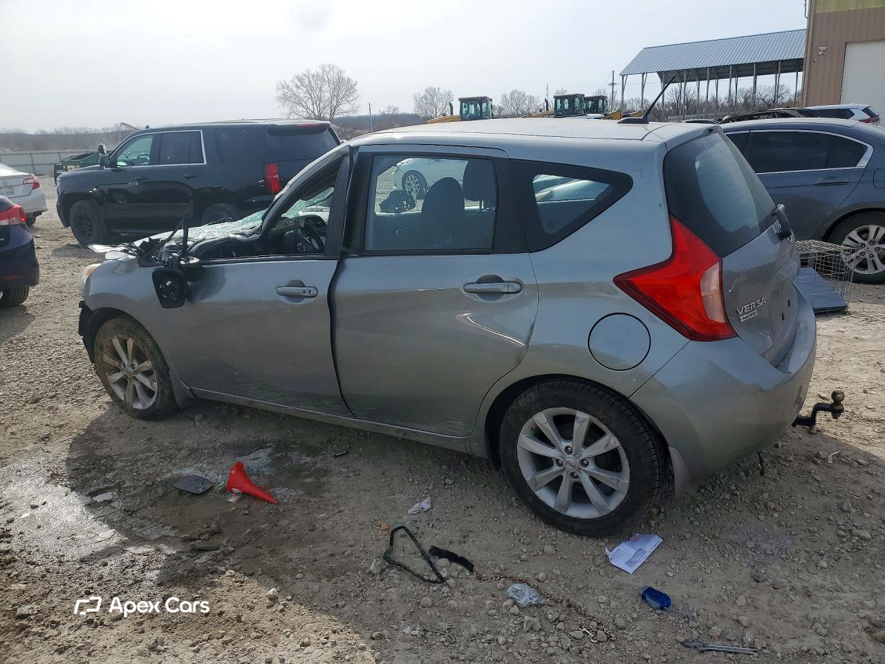 Nissan Versa 2015