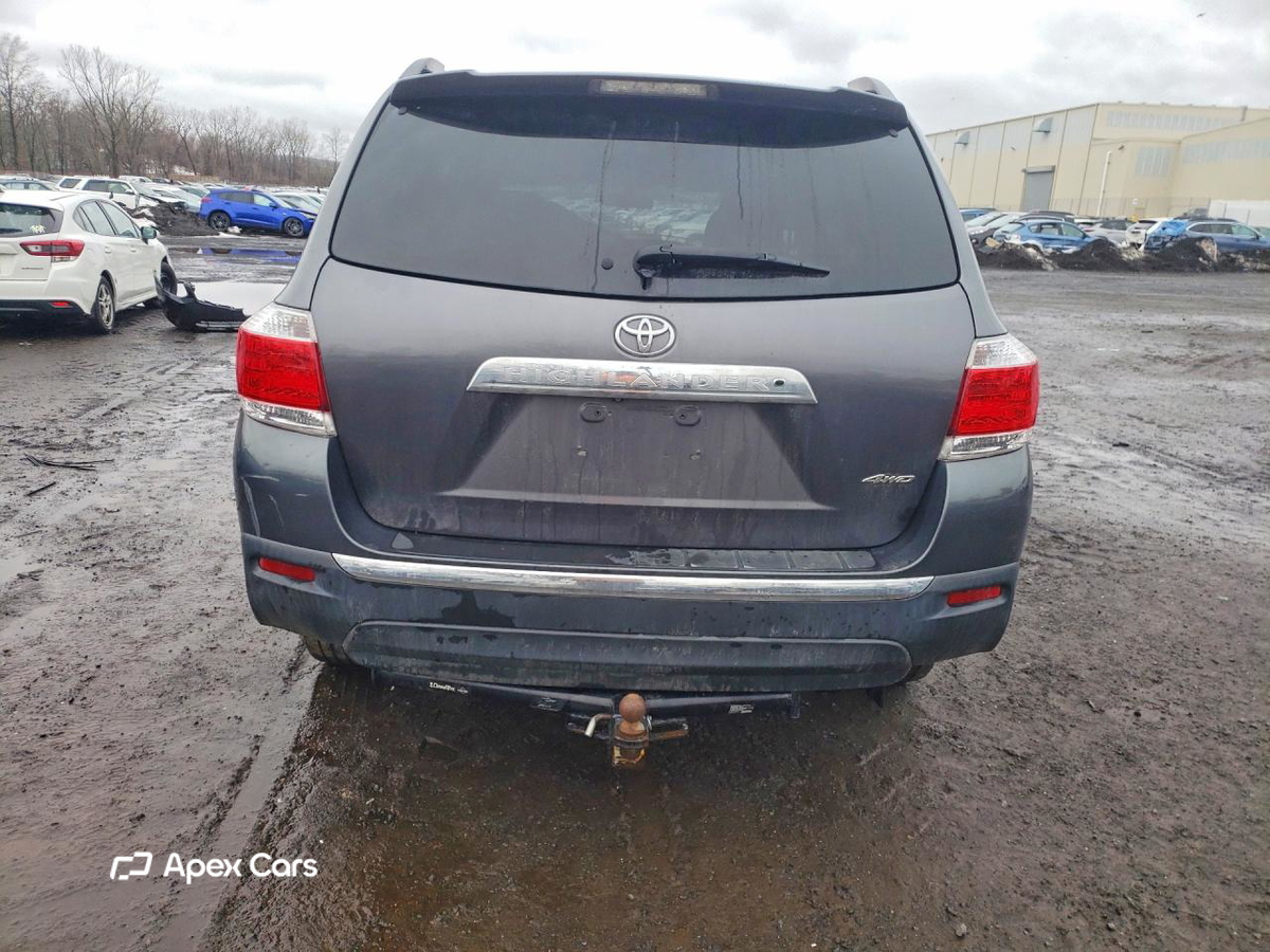 Toyota Highlander 2013