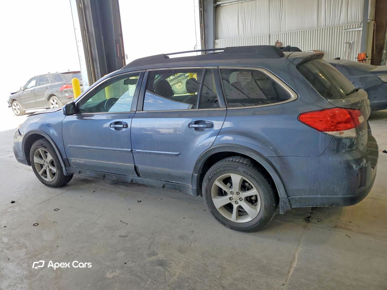 Subaru Outback 2014