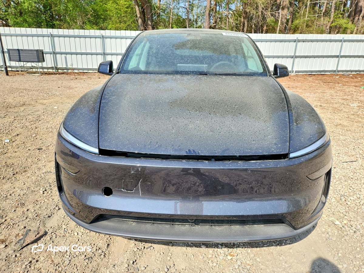 Tesla Model Y 2026