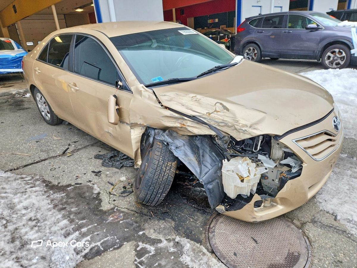 Toyota Camry 2011