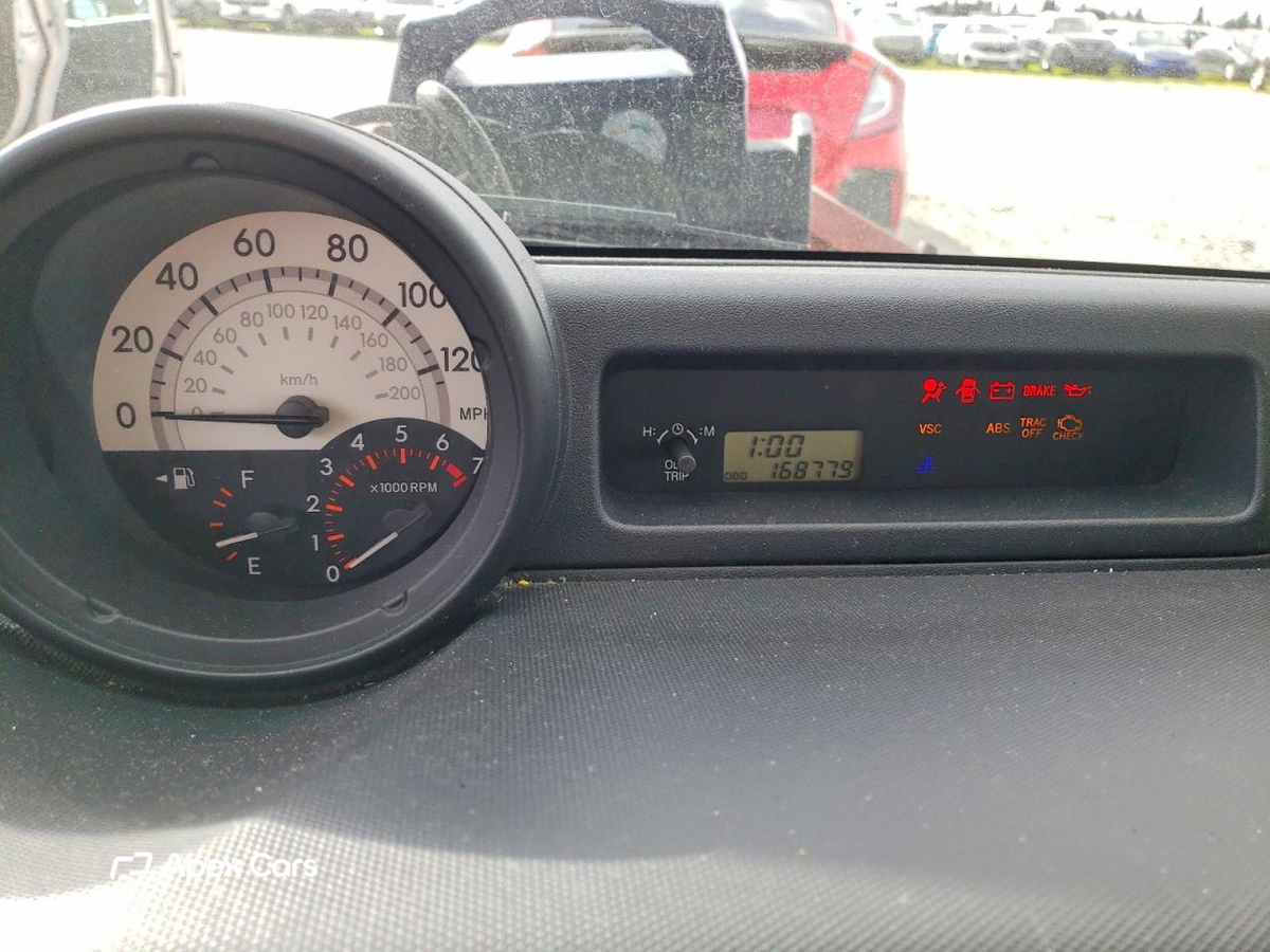 Scion xB 2004