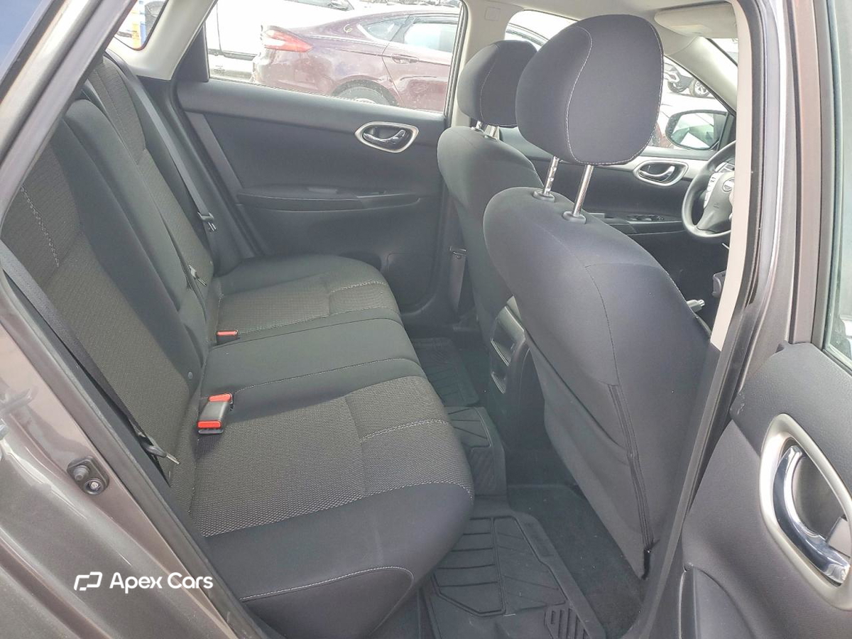 Nissan Sentra 2015