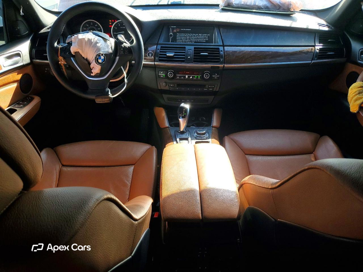 BMW X6 2011