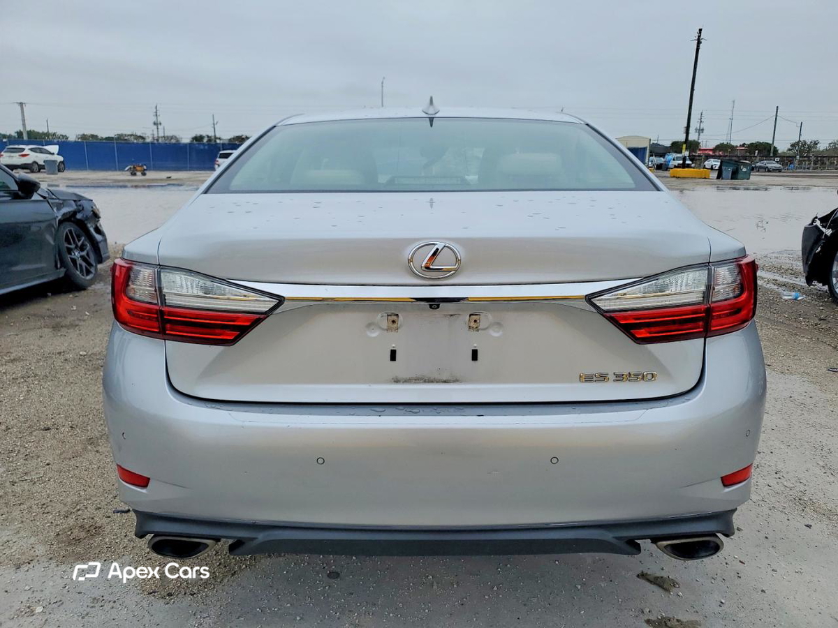 Lexus ES 2017