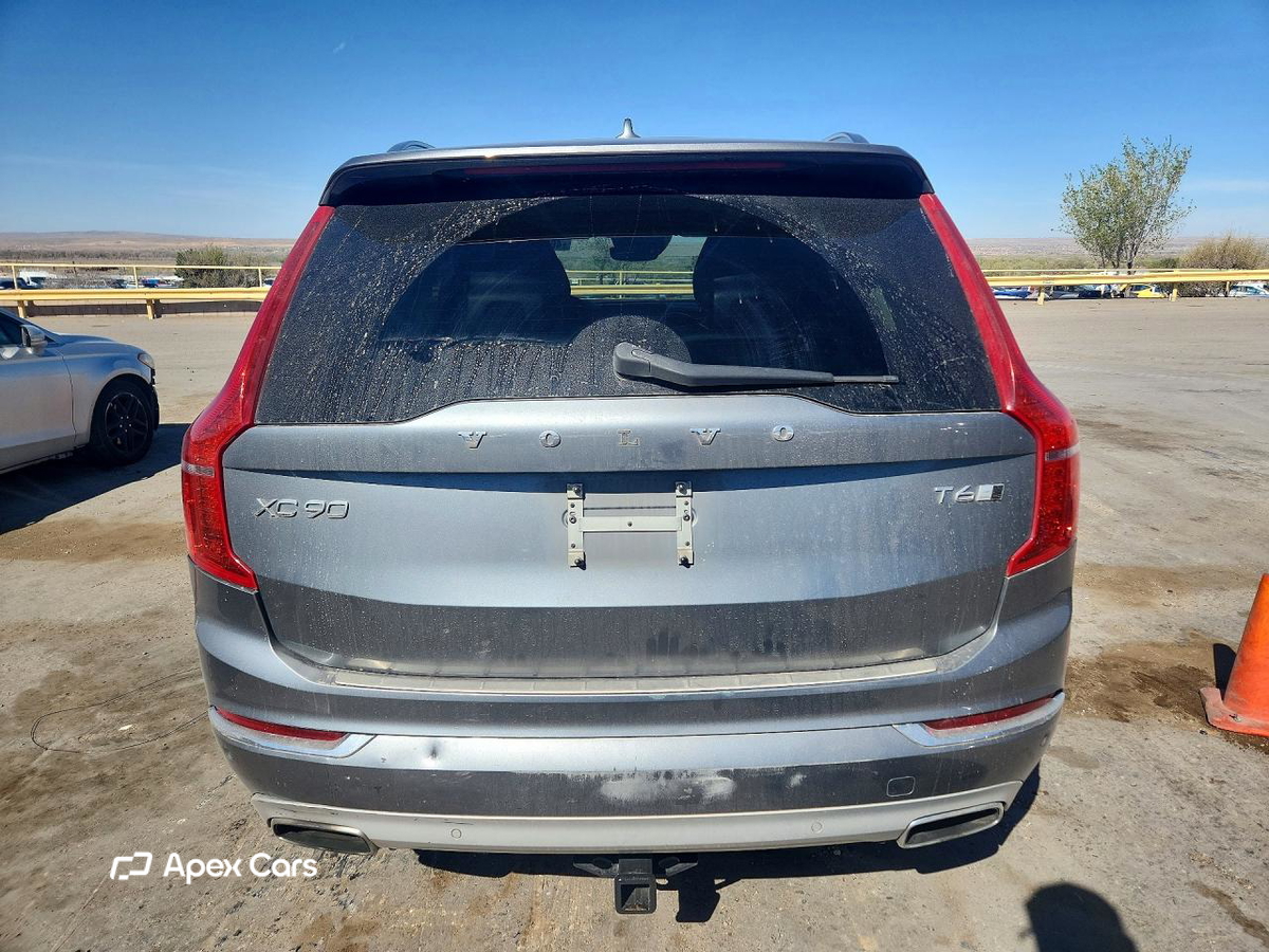 Volvo XC90 2017