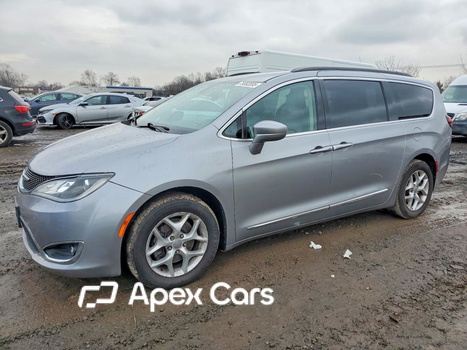 Chrysler Pacifica 2017 - Image 1 of 13