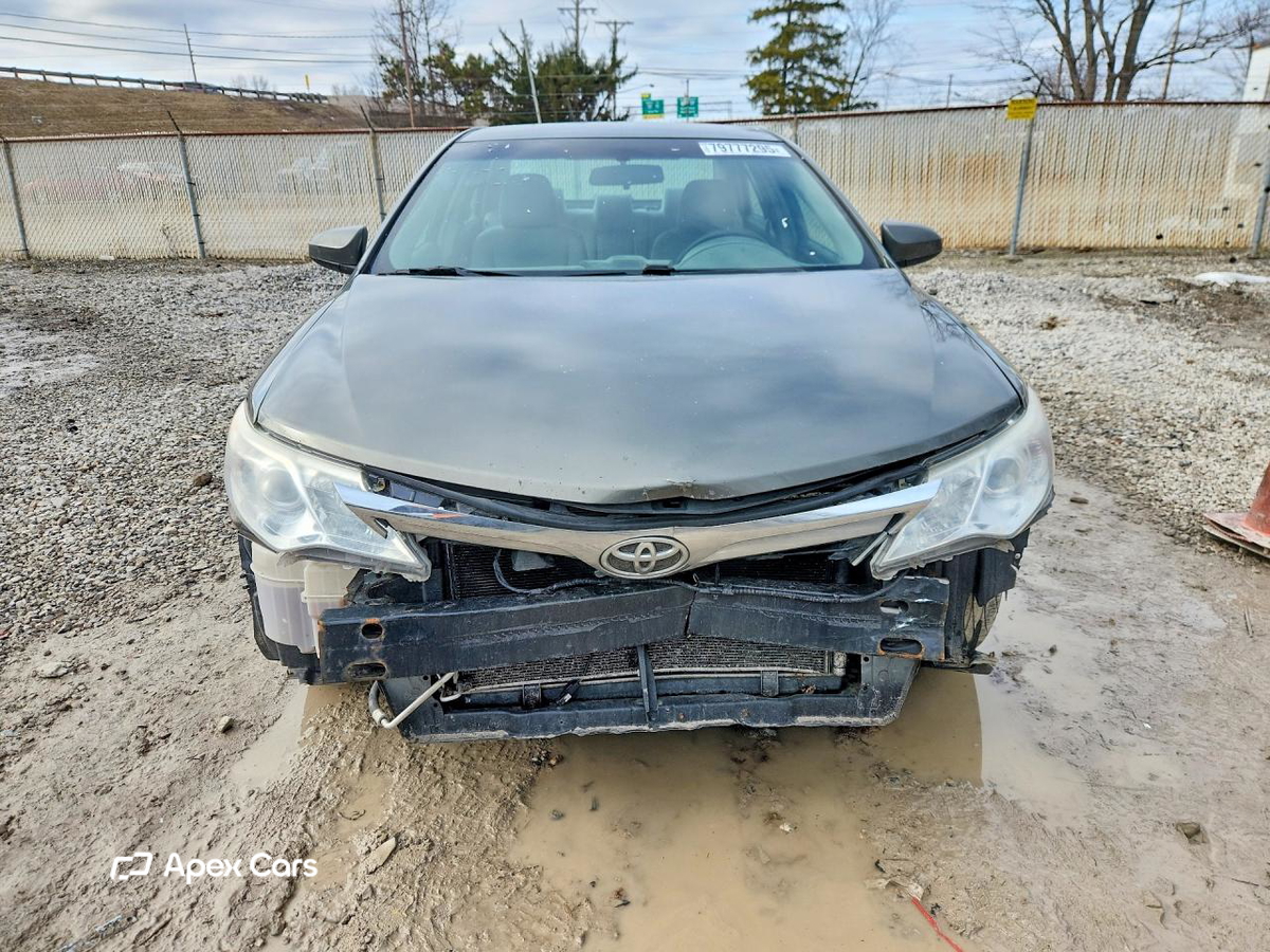 Toyota Camry 2012