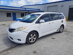 Toyota Sienna 2014