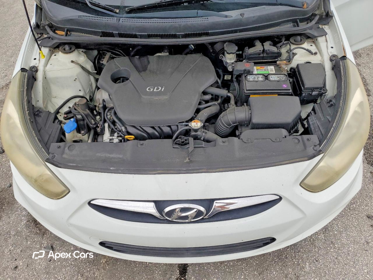 Hyundai Accent 2012