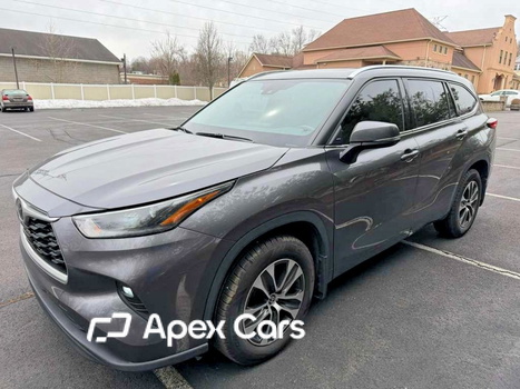 Toyota Highlander 2021 - Image 1 of 13