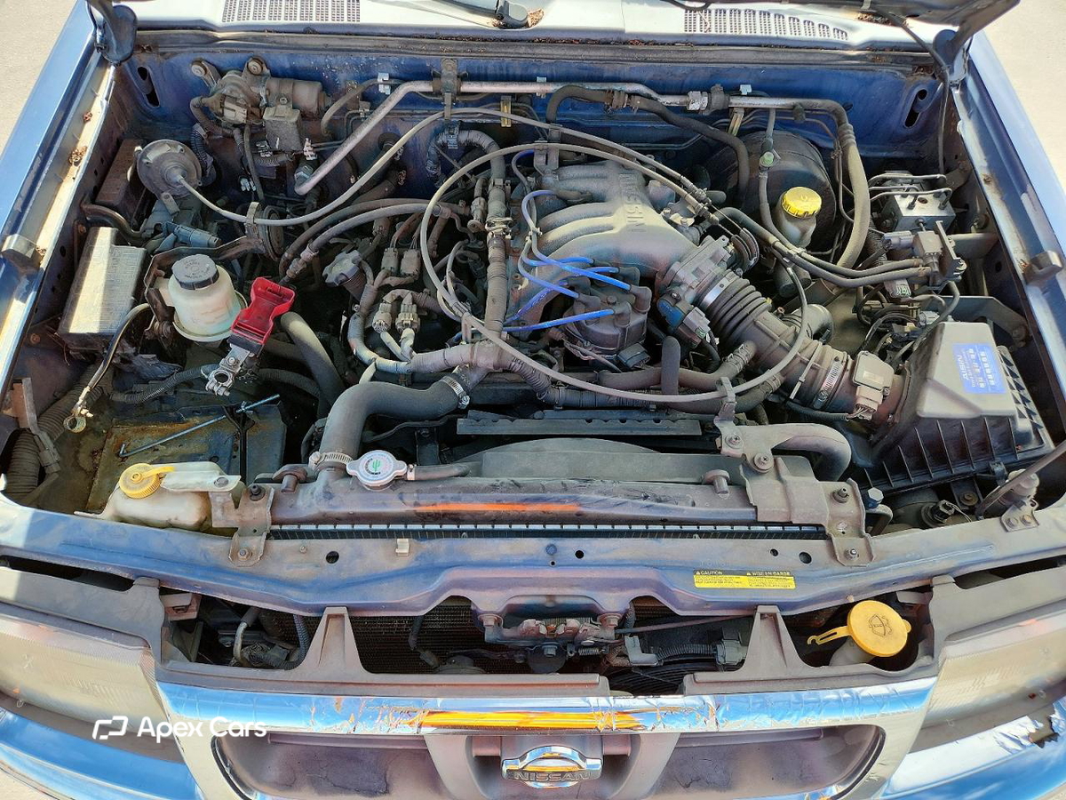 Nissan Navara (Frontier) 2000