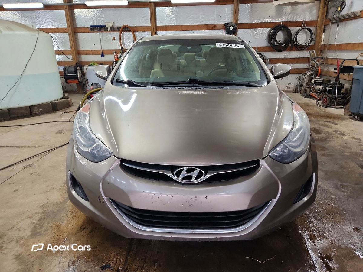 Hyundai Elantra 2013