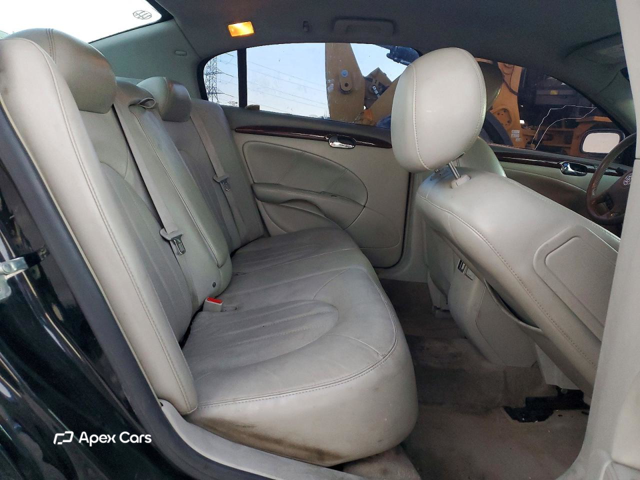Buick Lucerne 2011