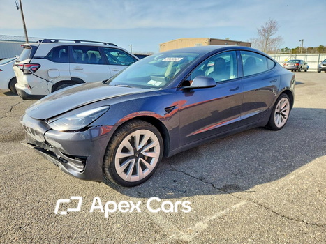 Tesla Model 3 2023 - Zdjęcie 1 z 12