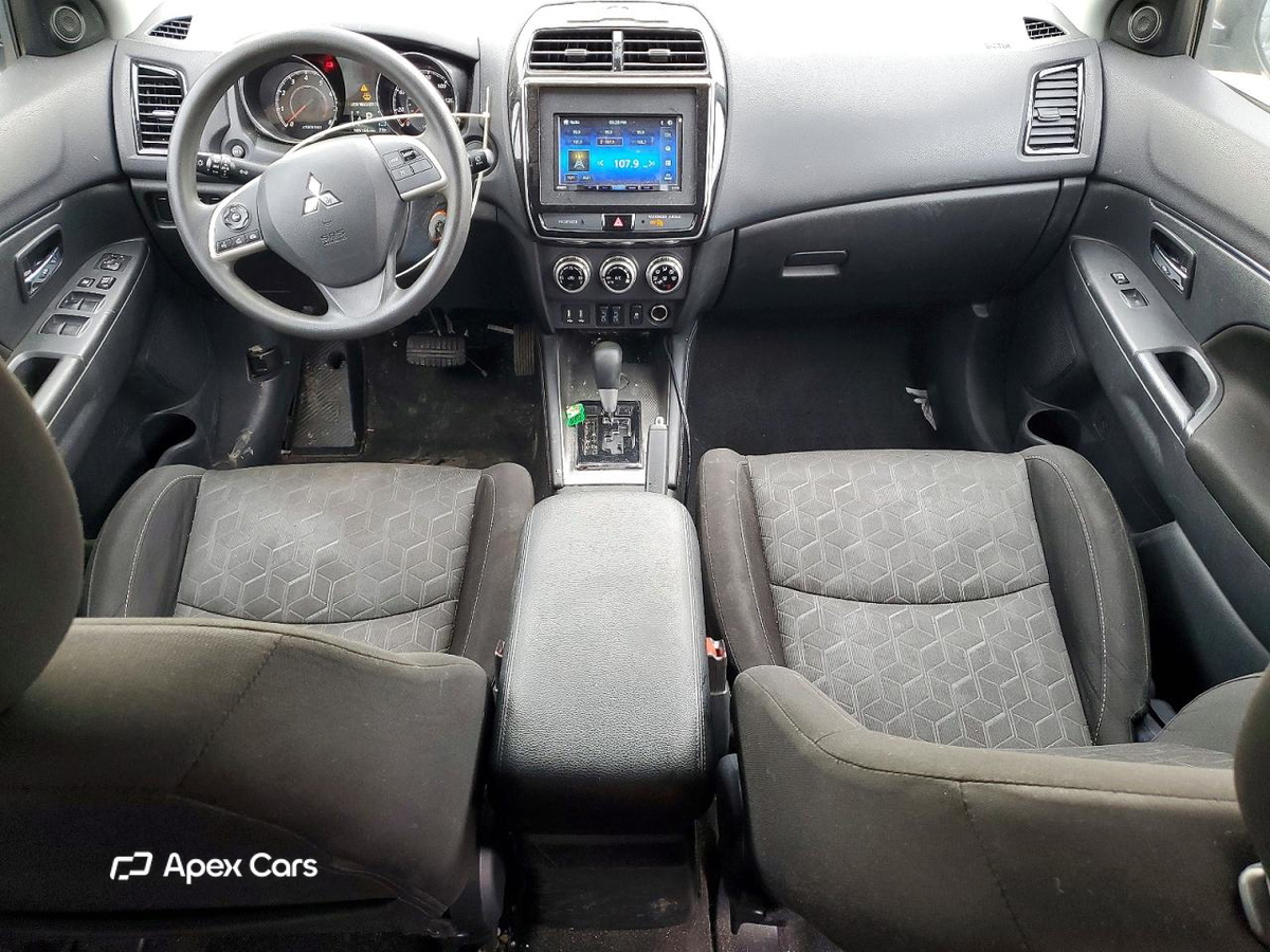 Mitsubishi Outlander 2020