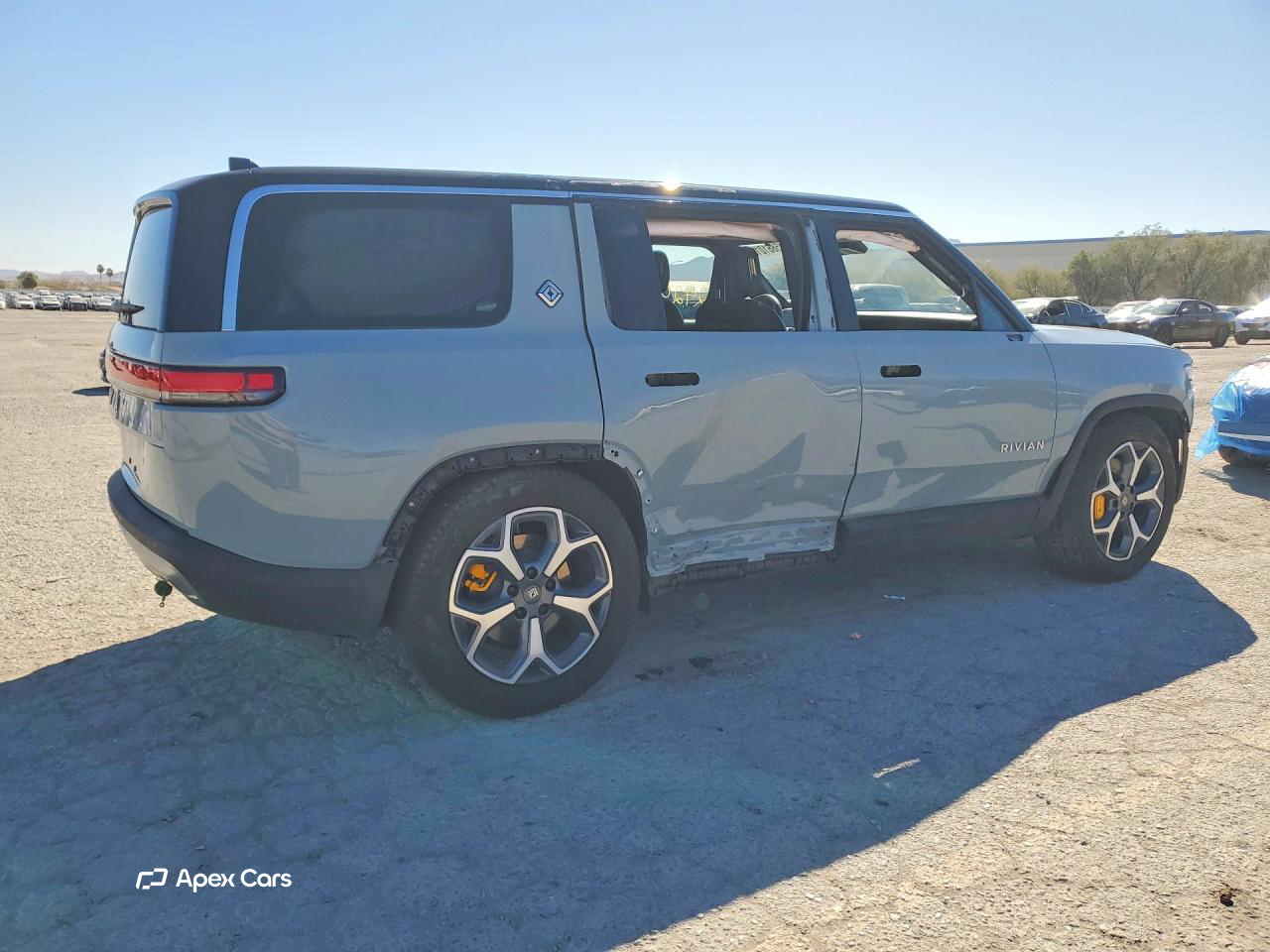 Rivian R1S 2024