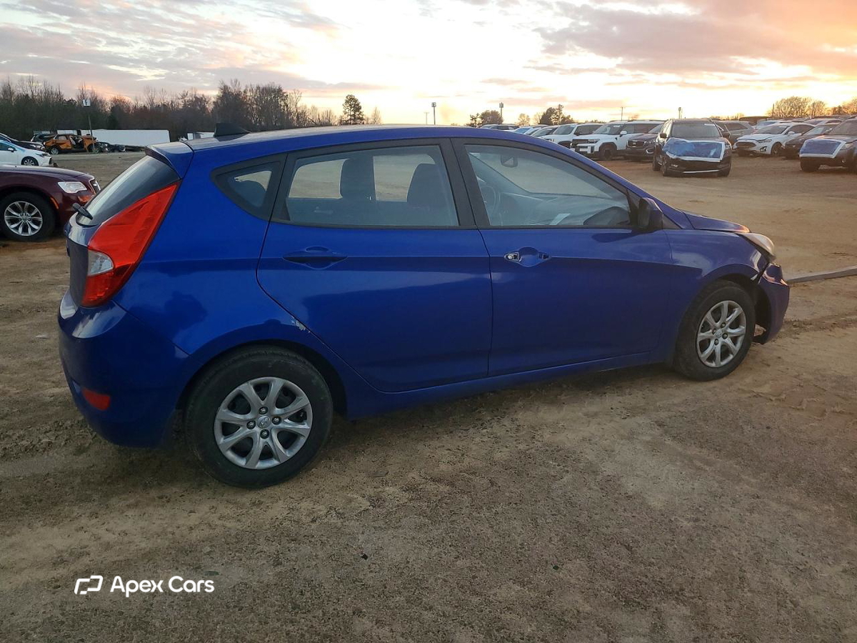 Hyundai Accent 2013